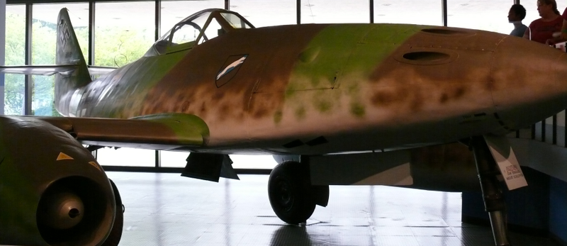 Illustration for article titled Me-262: The First Jet Fighter To Make a Diffrence